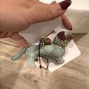 NWT, box and tote bag Gucci dash hound dog shaped bag charm